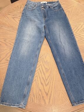 Q2 Women's Straight Leg Jeans - Blue Denim